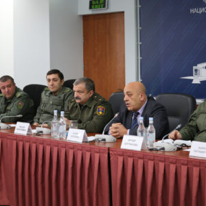 ՊԱՀՀ-ում կայացել է «Պաշտպանության բնագավառում պետական կառավարման մարմինների լիազորությունների իրականացման հիմնախնդիրները ՀՀ-ում» խորագրով գիտաժողով