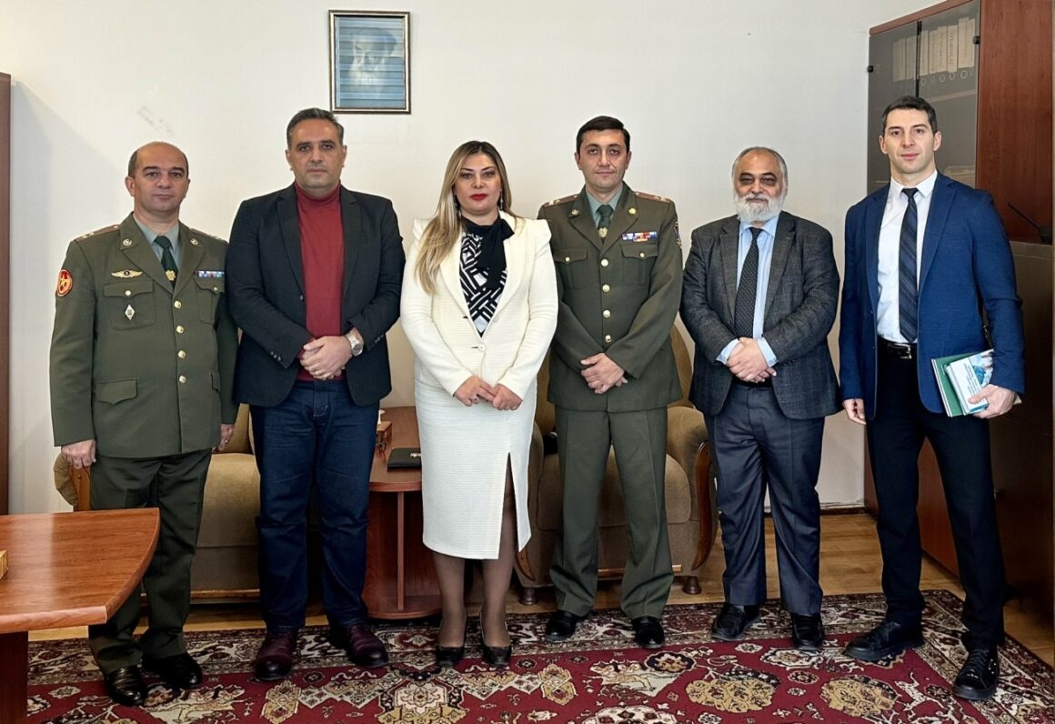 A04 ՀՀ ՊՆ ՊԱՀՀ-ի, ՀՀ ԳԱԱ արևելագիտության և ՀՀ ԳԱԱ պատմության ինստիտուտների միջև ստորագրվել են համագործակցության երկկողմ հուշագրեր